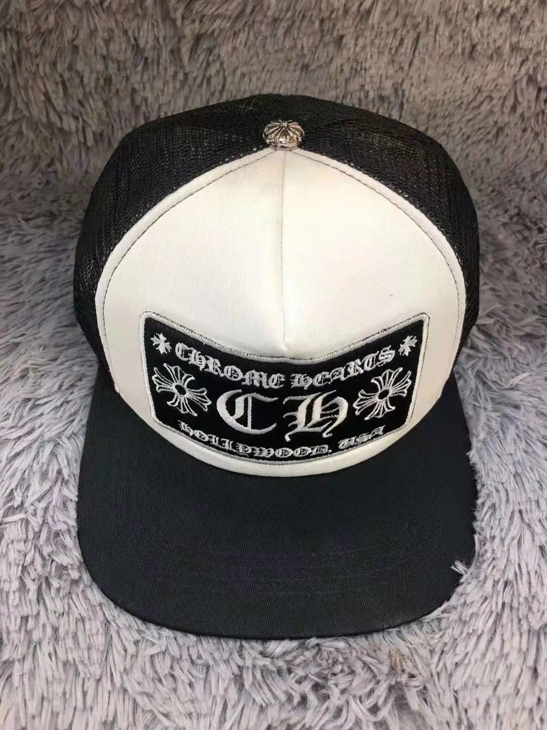 Cappelli Chrome Hearts