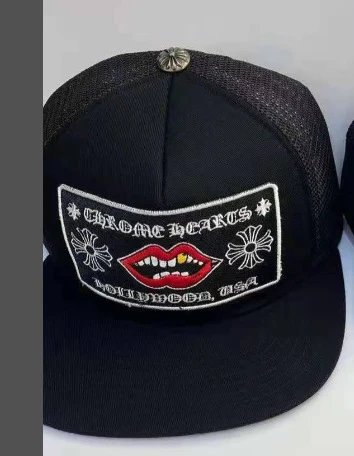 Cappelli Chrome Hearts